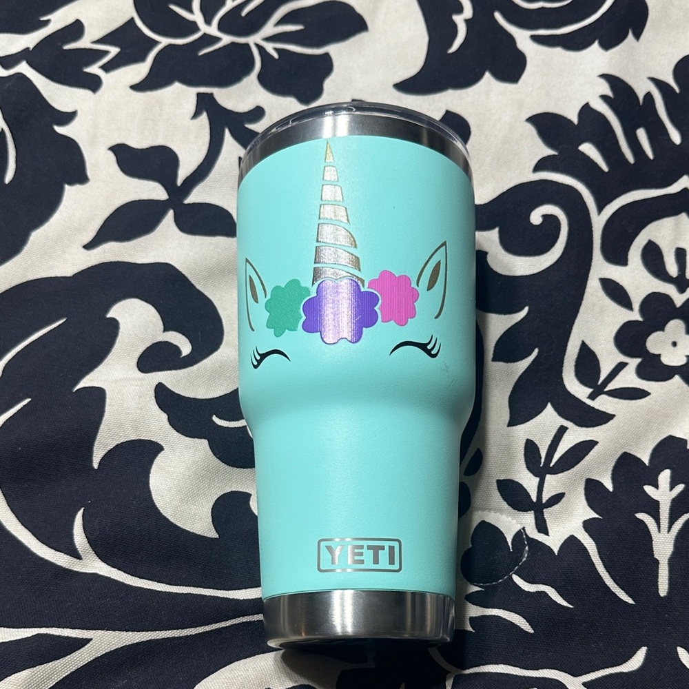 Yeti Kids Tumbler with Unicorn Design - Aqua and Silver